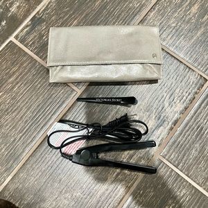 Victoria’s Secret Mini Flat Iron